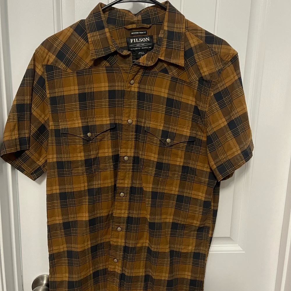 Filson snap front guide shirt